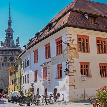 Casa Cu Cerb Hotel Сигишоара Екстериор снимка