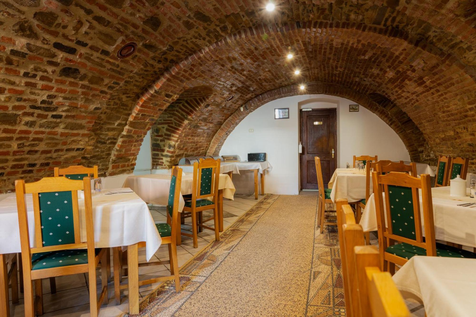 Casa Cu Cerb Hotel Сигишоара Екстериор снимка