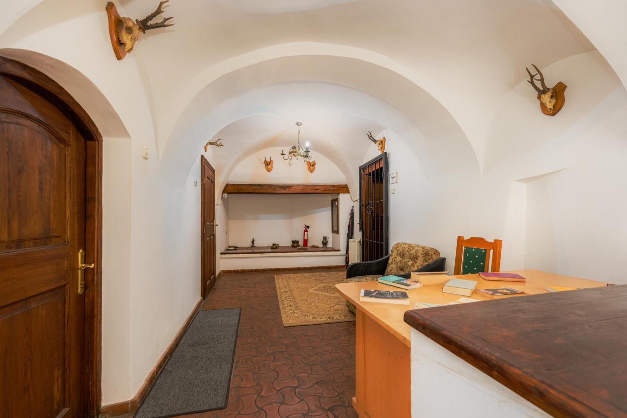 Casa Cu Cerb Hotel Сигишоара Екстериор снимка
