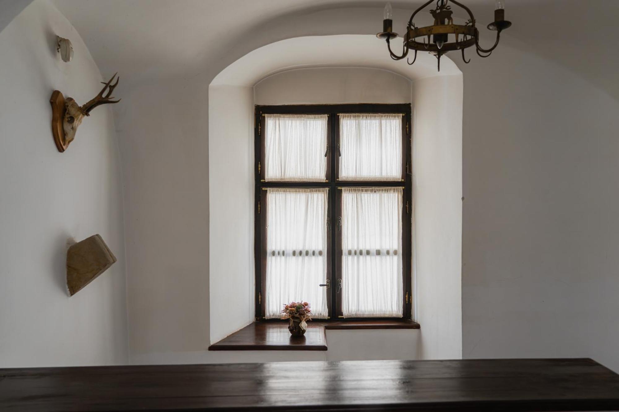 Casa Cu Cerb Hotel Сигишоара Екстериор снимка