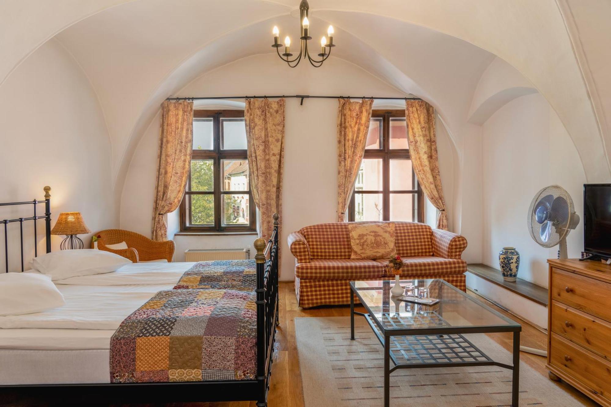 Casa Cu Cerb Hotel Сигишоара Екстериор снимка