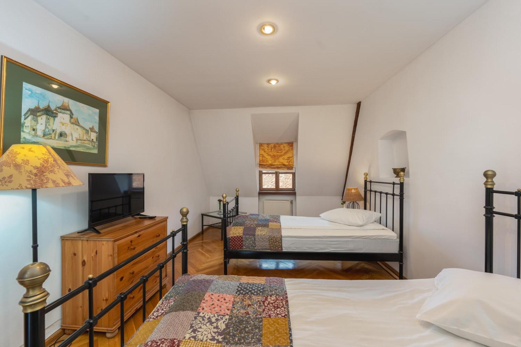 Casa Cu Cerb Hotel Сигишоара Екстериор снимка